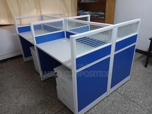 Blue Workstation · Photo 2