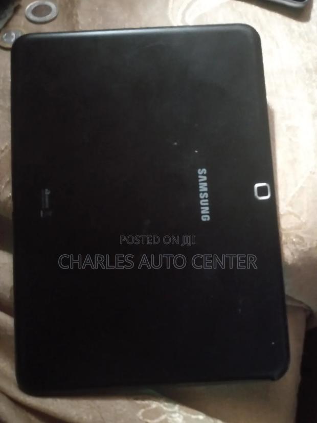 Samsung Galaxy Tab 4 16 GB Black · Photo 3