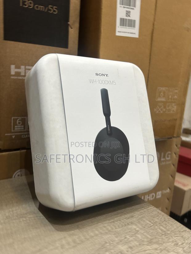 Long Lasting (Black) Wh-100xm5 Bluetooth Sony Headphones · Photo 1