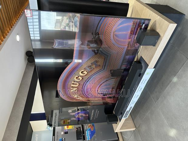 Samsung 100inches Qled Ned Smart Tv · Photo 1
