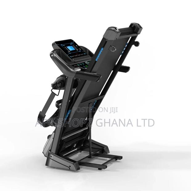 Treadmill With Massager · Photo 2