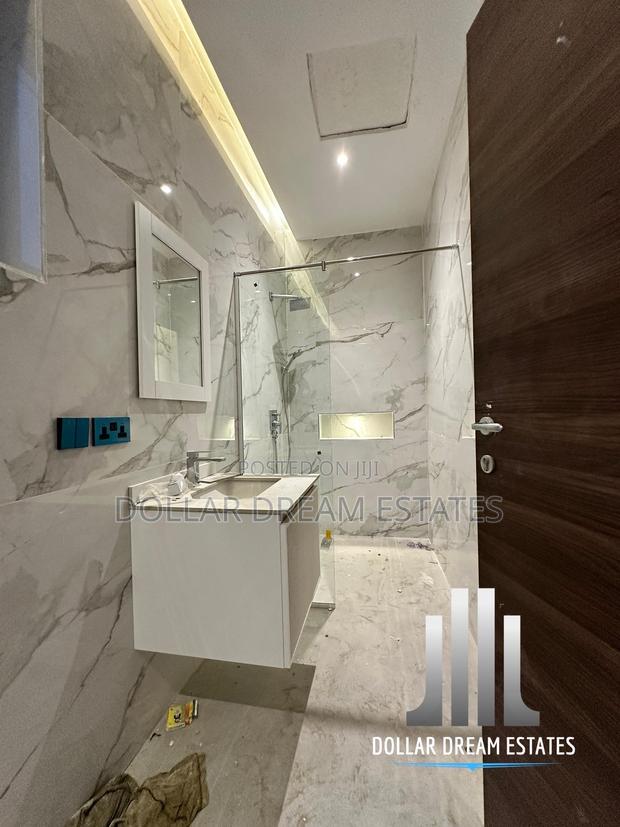5bdrm House in East Legon for sale · Photo 8