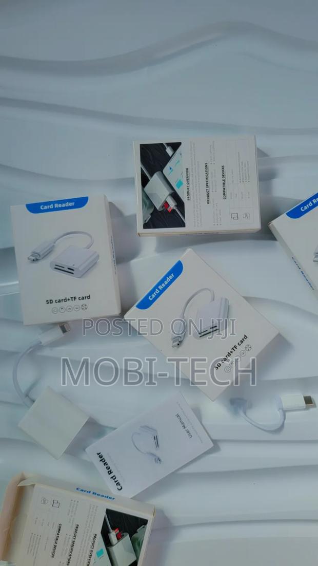 3-in-1 Card Reader With a Lightning Connector · Photo 7
