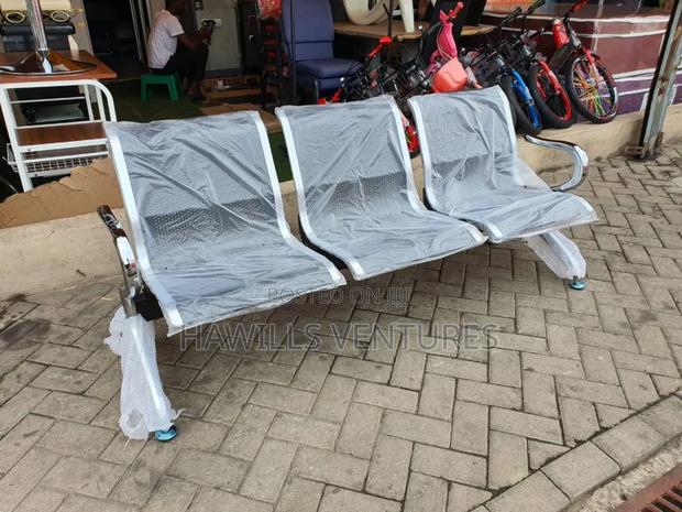 Hospital Waiting Chair · Photo 1