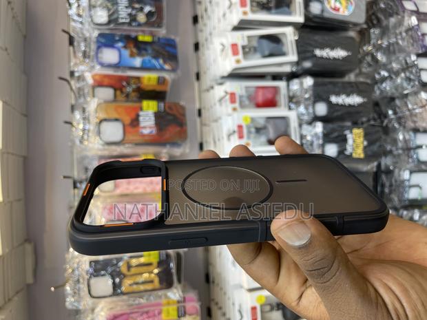 Magsafe-Compatible Phone Case for 17air · Photo 3