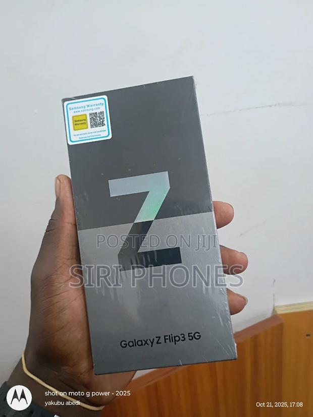 New Samsung Galaxy Z Flip 3 256 GB Gray · Photo 4