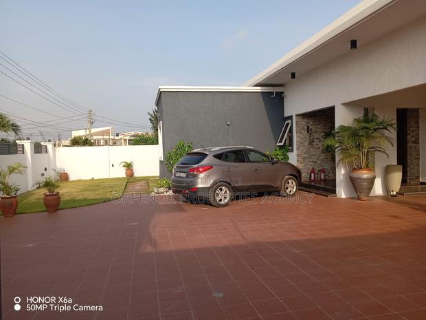 5bdrm House in Spintex, Accra Metropolitan for sale · Photo 3