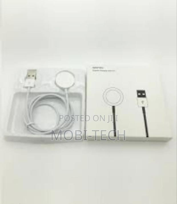 Super Fast Magnetic Charger for Smartwatch · Photo 2