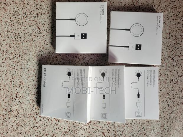 Super Fast Magnetic Charger for Smartwatch · Photo 5