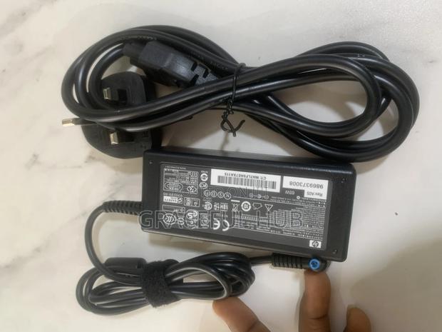 Hp Blue Pin Adapter · Photo 3