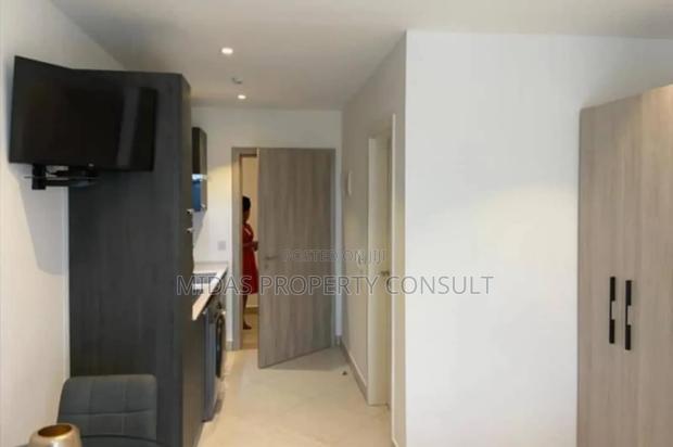 Furnished Studio Apartment in Lennox, Airport Residential Area for sale · Photo 5