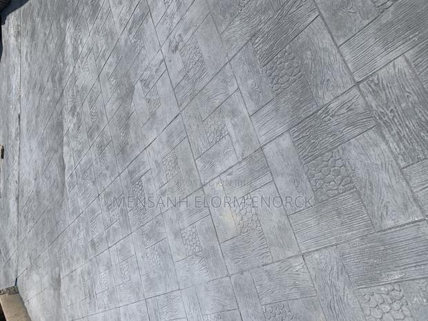 Compound Stamping · Photo 4