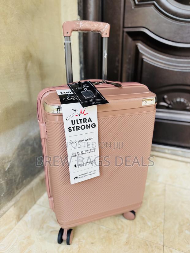 Top Quality Fiber Ultra Strong Rosegold 20 Inches Hand Luggage · Photo 1