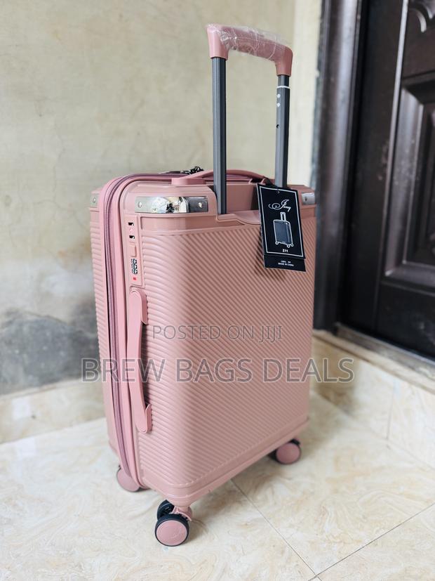 Top Quality Fiber Ultra Strong Rosegold 20 Inches Hand Luggage · Photo 2
