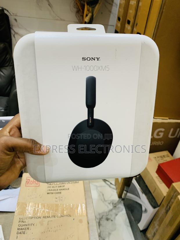Call and Order Black Headset Sony Wh-1000xm5— · Photo 1