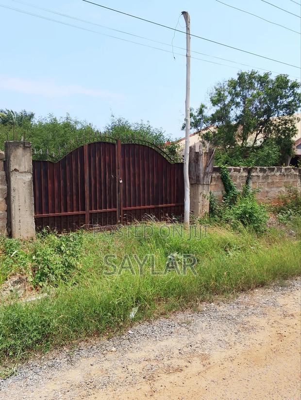 2 Plots for Sale Fully Fenced Block3 ,Comm3 · Photo 5