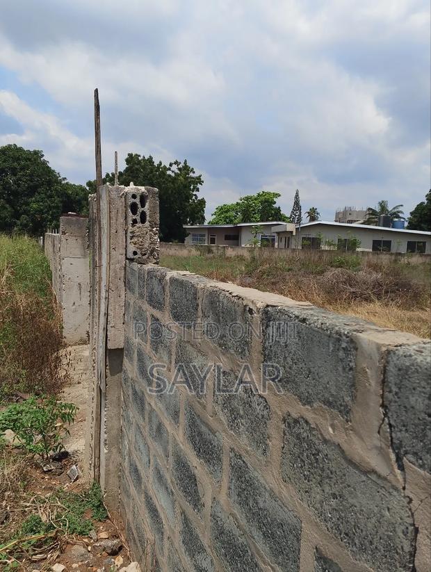3 Plots for Sale Comm10 Opposite S.O.S Fully Fenced · Photo 8