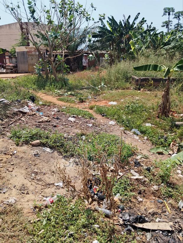 1 Plot for Sale Comm3 Close to 3 Gym Area · Photo 2