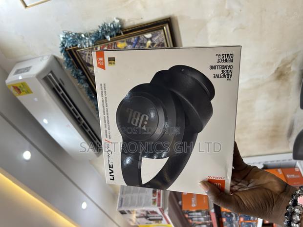 Live 770 JBL Bluetooth Premium Wireless JBL Portable Headphones · Photo 1