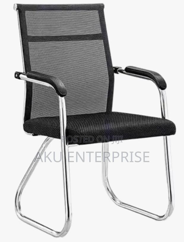 Office Stable Chair · Photo 1