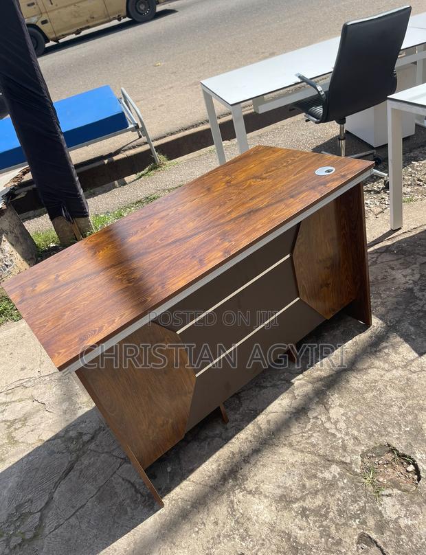Office Desk/ Table · Photo 5