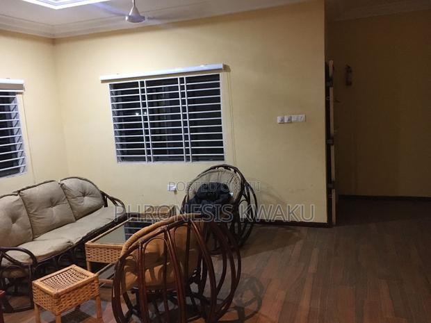 Furnished 2bdrm Mansion in North Legon for rent · Photo 4