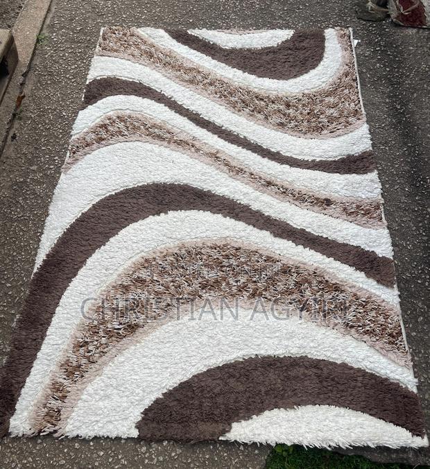 Carpet / Floor Mat · Photo 4