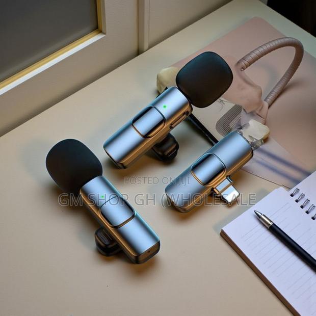 2 in 1 Wireless Microphone (Top Performance)87657 · Photo 1
