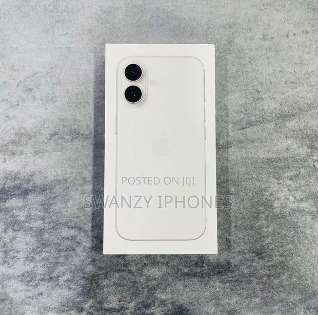 New Apple iPhone 16 128 GB White · Photo 2