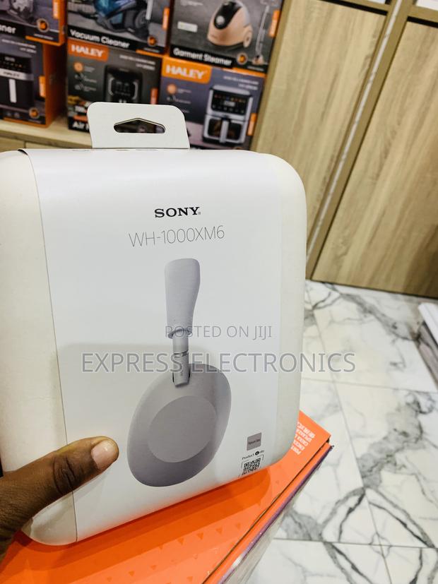 Astounding Performance Headset Sony Wh-1000xm6 · Photo 1