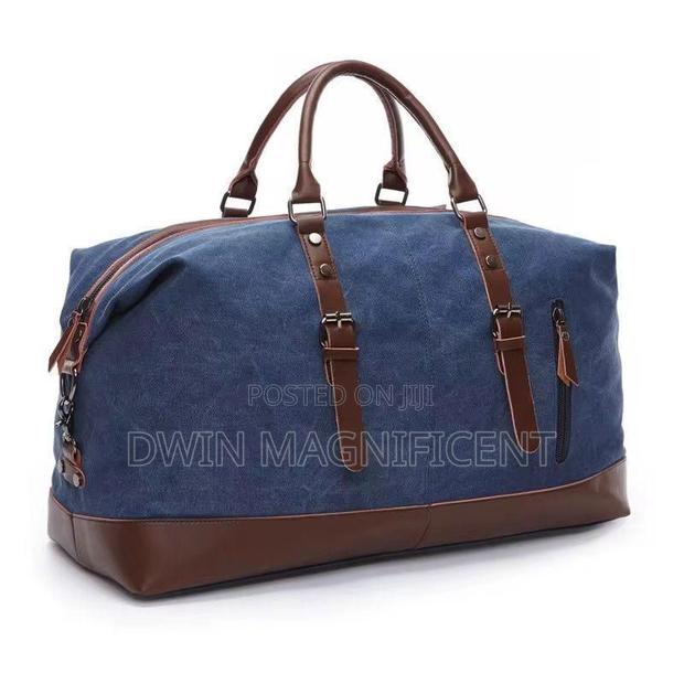 Travel With Our Duffel Bag (20+ Pics) · Photo 3