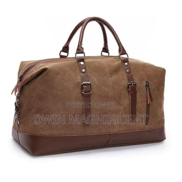 Travel With Our Duffel Bag (20+ Pics) · Photo 4