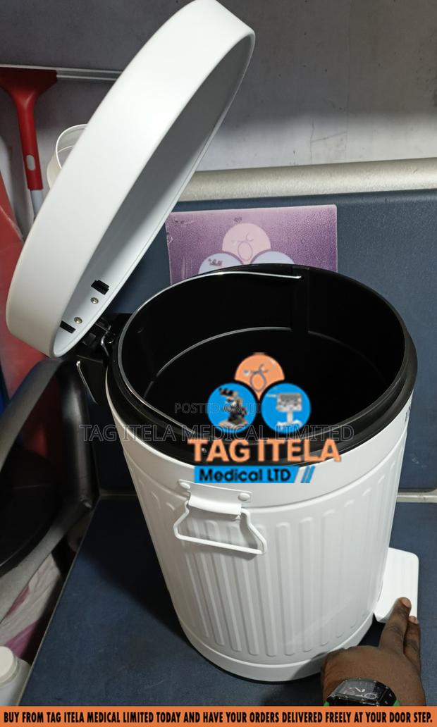 Pedal Dustbin (12ltrs Coated Steel) · Photo 3