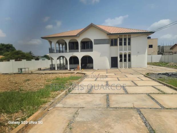 9bdrm Mansion in Pillar 2 for rent · Photo 3