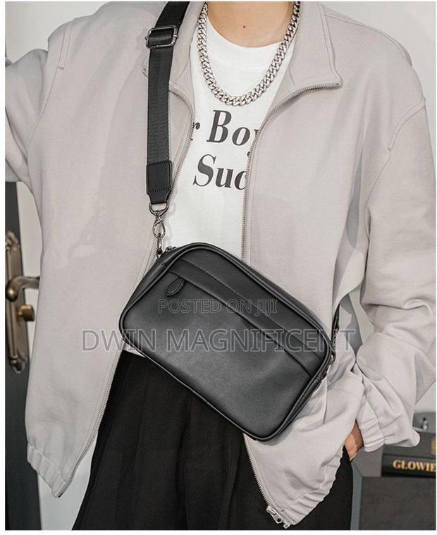 Easy Wear Side Bags · Photo 7