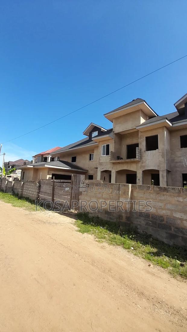 8bdrm House in East Legon Hills 7, Adjiriganor for sale · Photo 1