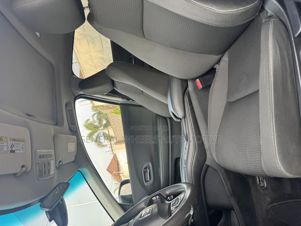 Honda HR-V EX 2022 Blue · Photo 7