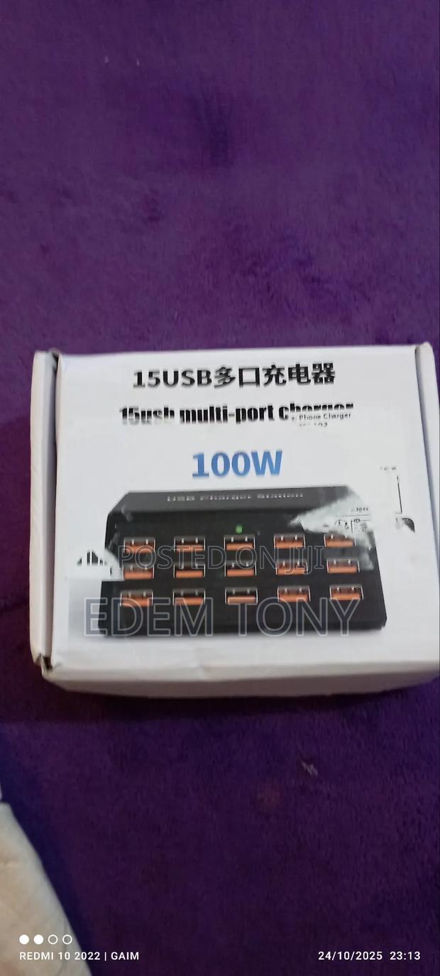 15 Usb Multi-Port Charger · Photo 1