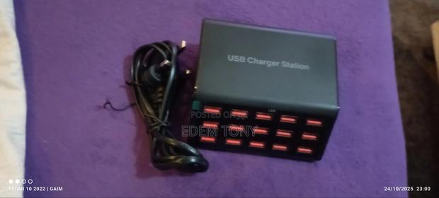 15 Usb Multi-Port Charger · Photo 4