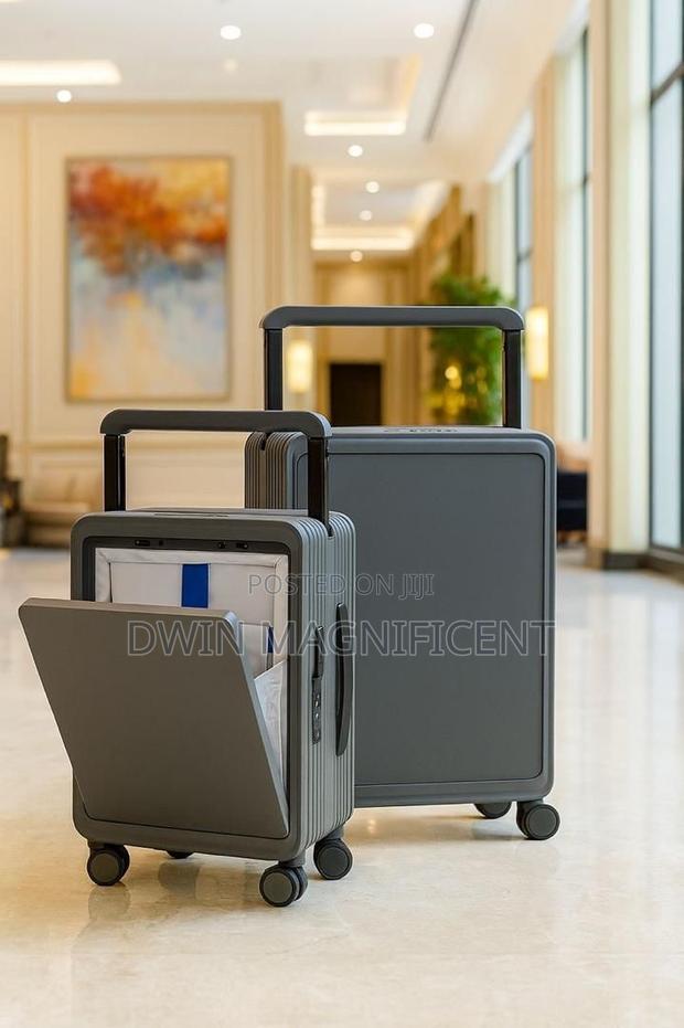 Unbreakable Suitcase/ Luggage/ Travel Bag (20 24 Inches) · Photo 1