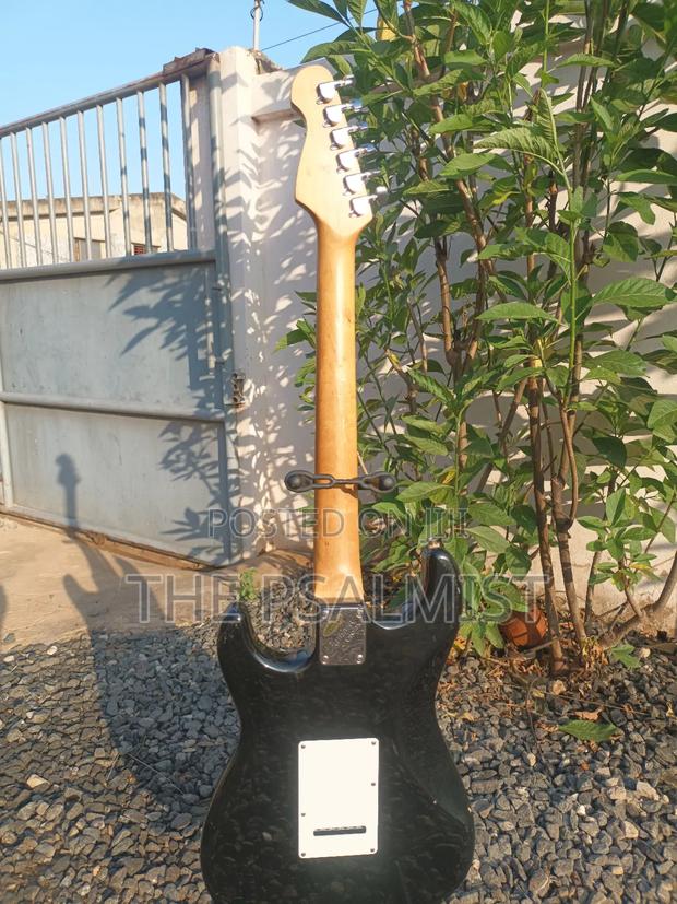 Cruiser by Crafter Strat Style With Padded Bag · Photo 3