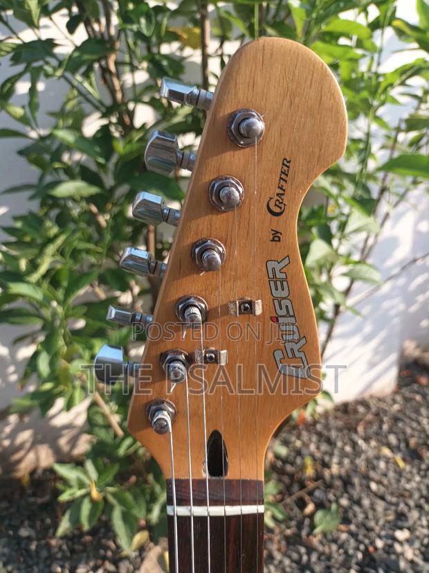 Cruiser by Crafter Strat Style With Padded Bag · Photo 4