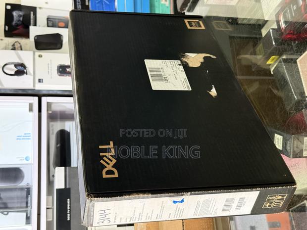 New Laptop Dell Plus 16 16GB Intel Core Ultra 7 SSD 1T · Photo 2