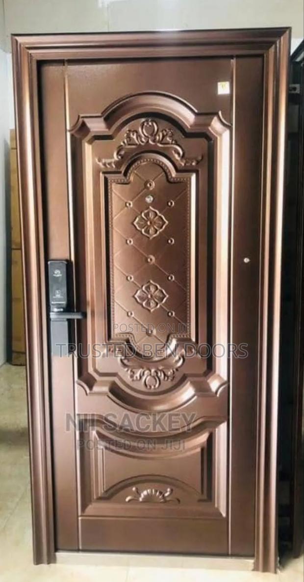 Classic Paladin Turkey Security Rough Door For All Weather · Photo 1