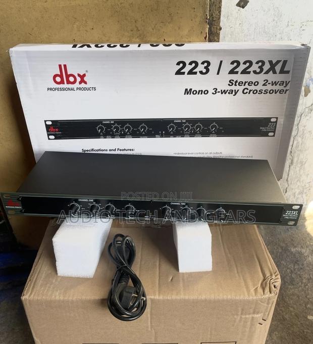 DBX 233/233xl Stereo 2-Way/Mono 3-Way Crossover · Photo 1