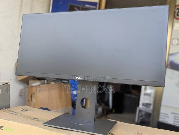 Dell U2917w Ultrasharp 28.8" Full Hd Ips Led-backlit Ultrawide Monitor · Photo 3