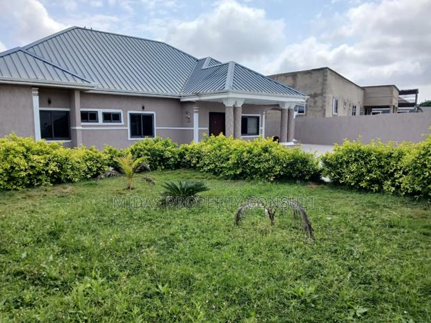 4bdrm House in Amrahia for sale · Photo 1