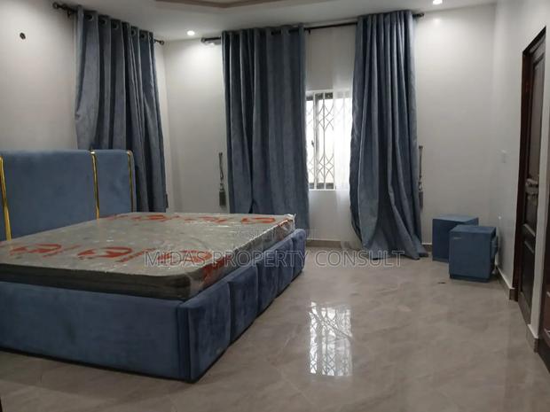 4bdrm House in Amrahia for sale · Photo 8