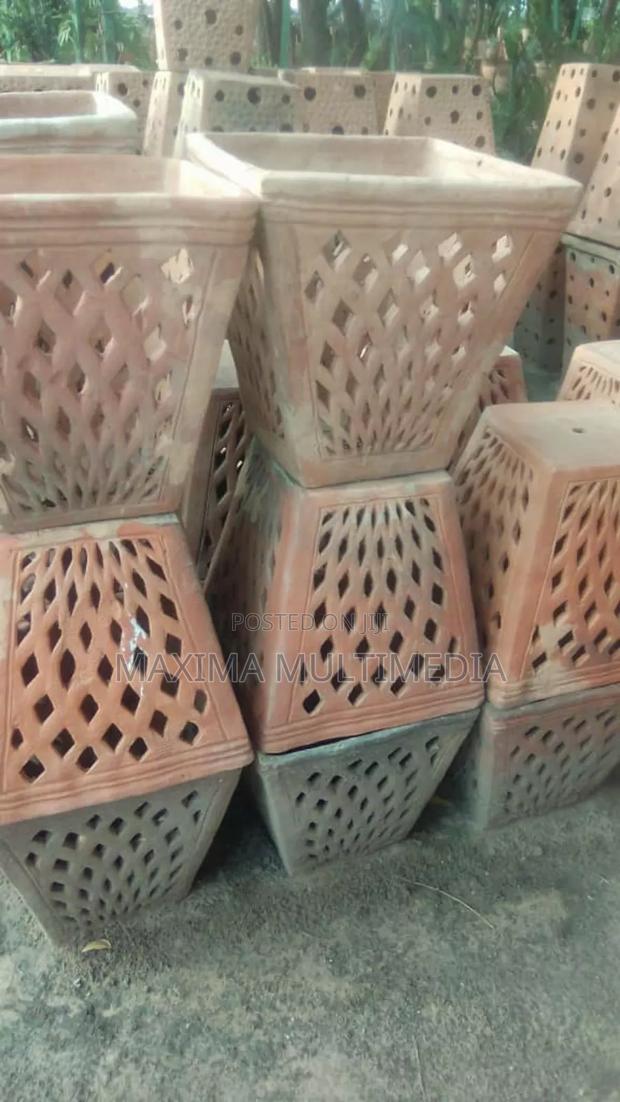 Flower Pots · Photo 5