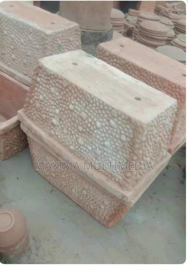 Flower Pots · Photo 7